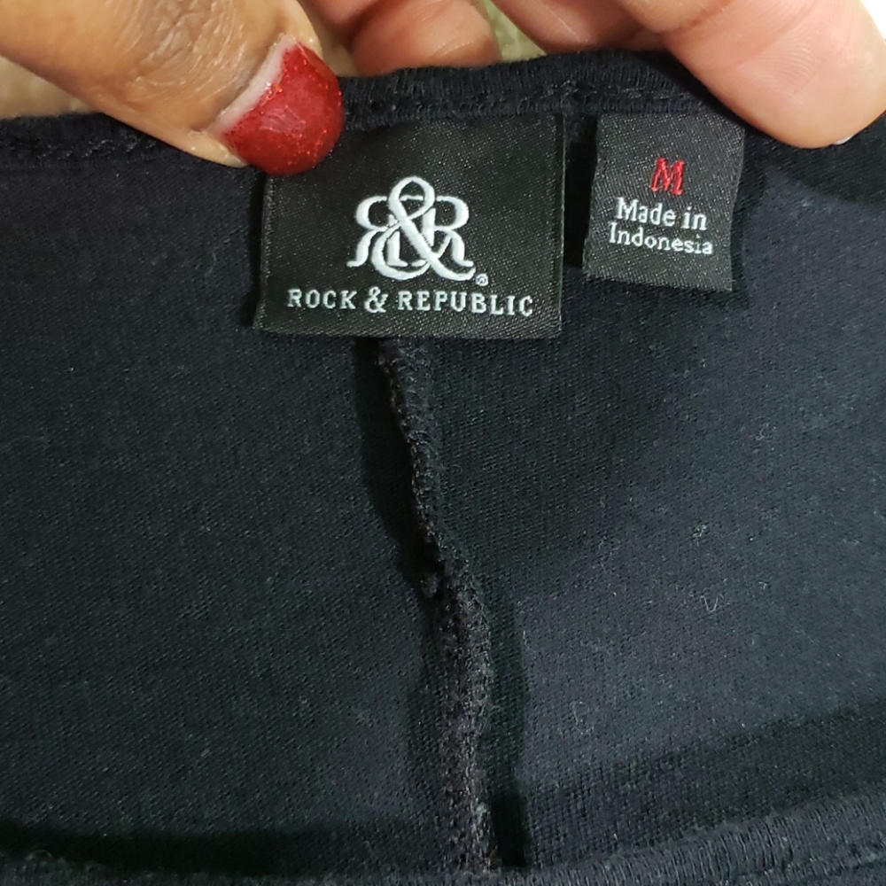 3💝 for $25 ROCK & Republic Crop Top - Picture 4 of 9